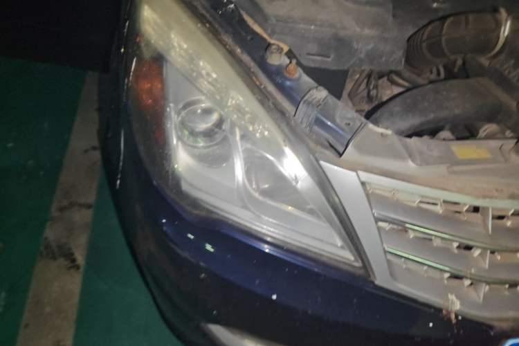 Used BAIC Weiwang M20 2014 1.5L practical type BJ415A Right Front Headlight