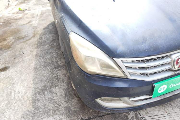Used BAIC Weiwang M20 2014 1.5L practical type BJ415A Right Front Headlight