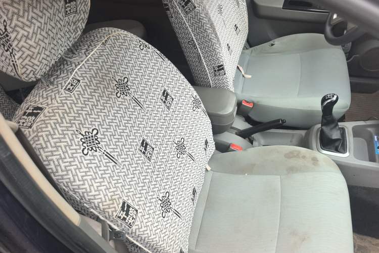 Used BAIC Weiwang M20 2014 1.5L Comfort Version BJ415B Right Front Seat