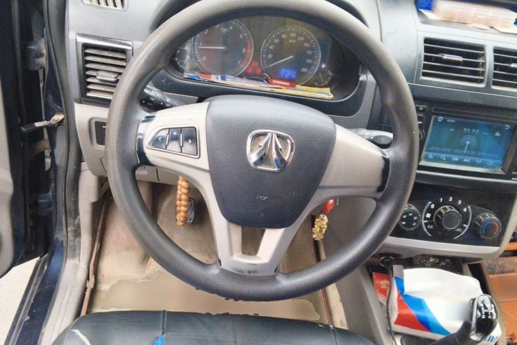Used BAIC Weiwang M20 2014 1.5L Comfort Version BJ415B Steering Wheel