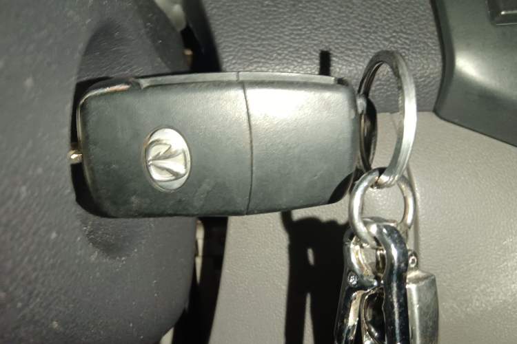 Used BAIC Weiwang M20 2014 1.5L Standard Version BJ415B Vehicle Key