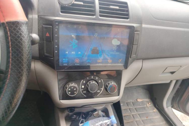 Used BAIC Weiwang M20 2014 1.5L practical type BJ415A Audio And AC Panel