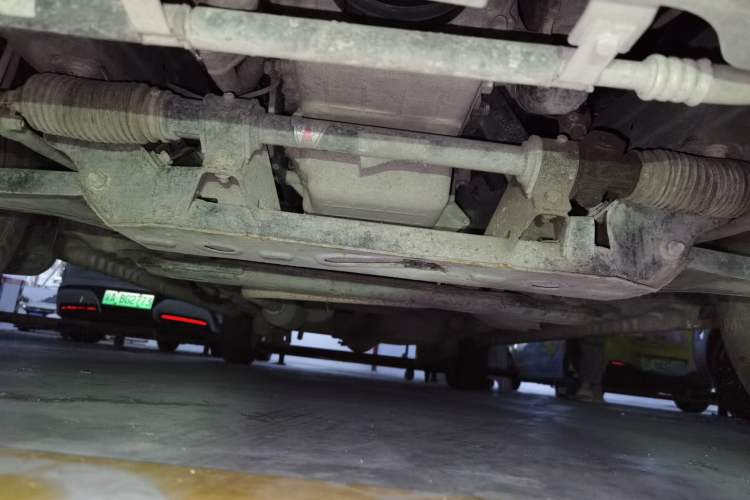 Used BAIC Weiwang M20 2014 1.5L Basic Version DAM15DL Chassis Front
