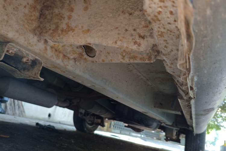 Used BAIC Weiwang M20 2014 1.5L practical type BJ415A Chassis Front Left