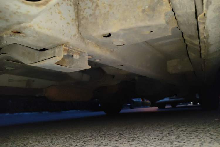 Used BAIC Weiwang M20 2014 1.5L Basic Version DAM15DL Chassis Front Left