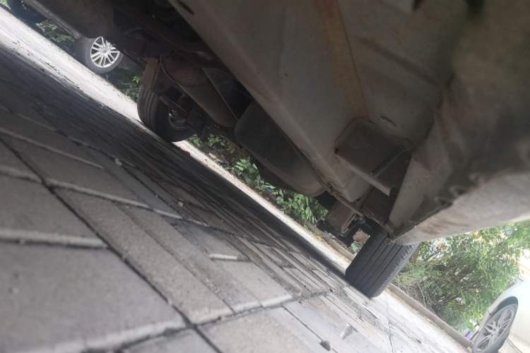 Used BAIC Weiwang M20 2014 1.5L practical type BJ415A Chassis Front Left