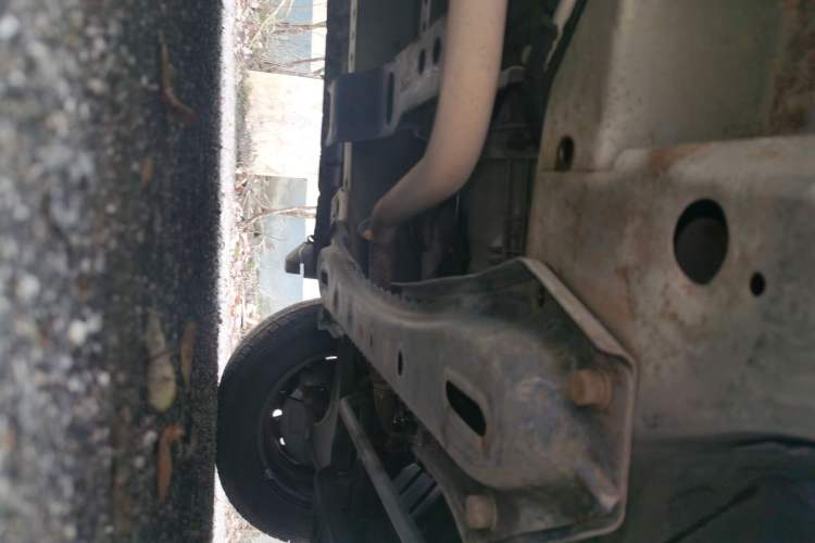 Used BAIC Weiwang M20 2014 1.5L Basic Version BJ415B Chassis Front Right