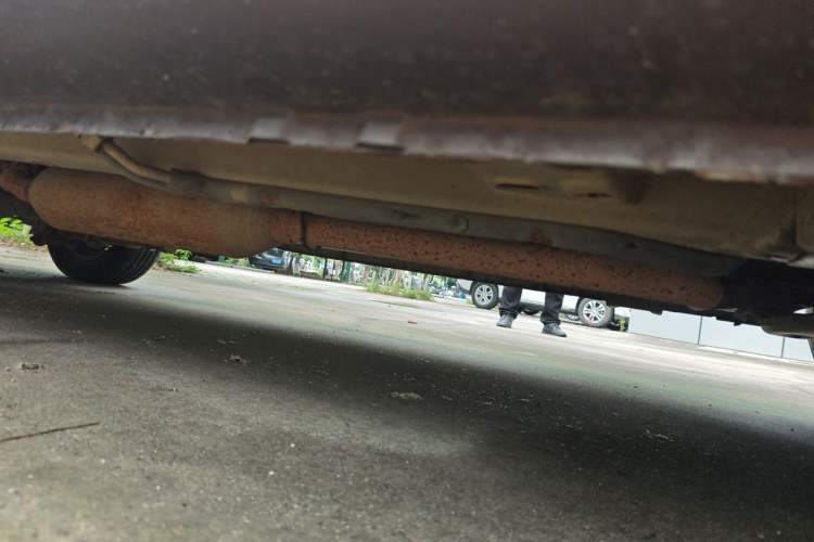 Used BAIC Weiwang M20 2014 1.5L Standard DAM15DL Chassis Front Right