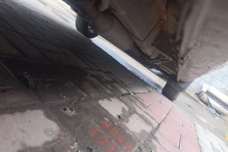 Used BAIC Weiwang M20 2014 1.5L practical type BJ415A Chassis Rear Right
