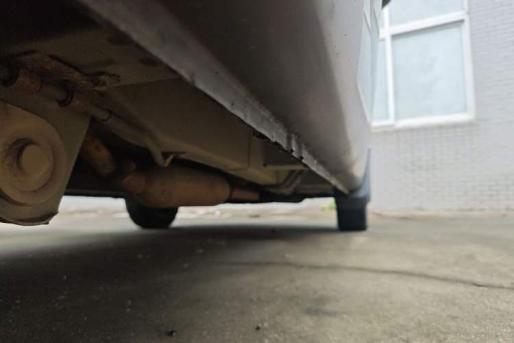 Used BAIC Weiwang M20 2014 1.5L Standard DAM15DL Chassis Rear Right