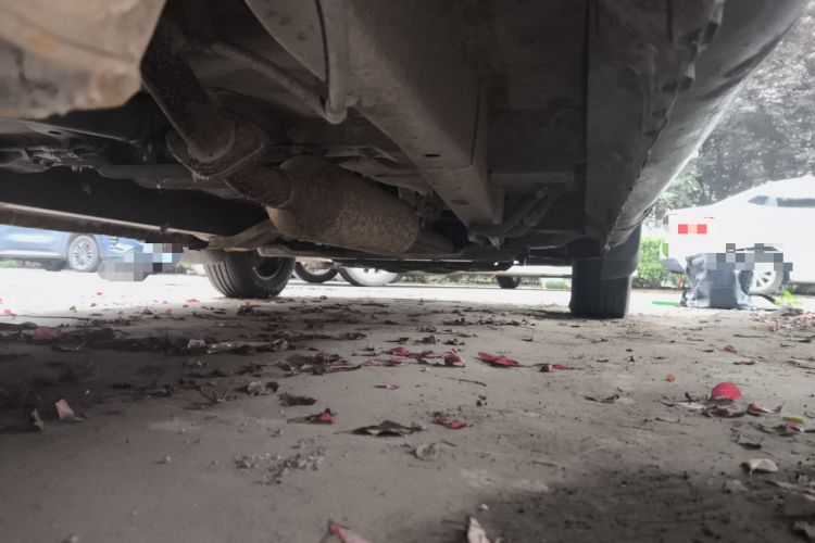 Used BAIC Weiwang M20 2014 1.5L practical type BJ415A Chassis Rear Right