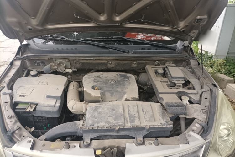 Used BAIC Weiwang M20 2014 1.5L Basic Version DAM15DL Engine Bay