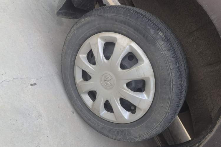 Used BAIC Weiwang M20 2014 1.5L practical type BJ415A Exterior 5