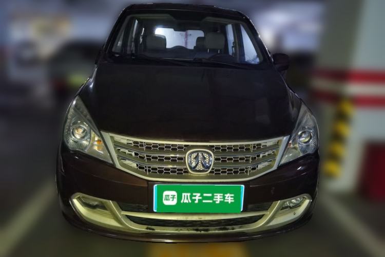Used BAIC Weiwang M20 2014 1.5L Basic Version DAM15DL Front
