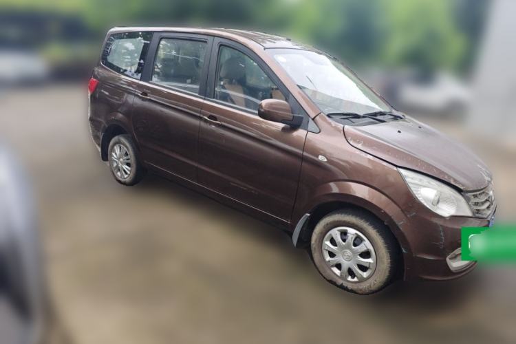 Used BAIC Weiwang M20 2014 1.5L Standard DAM15DL Front Right 45 Deg