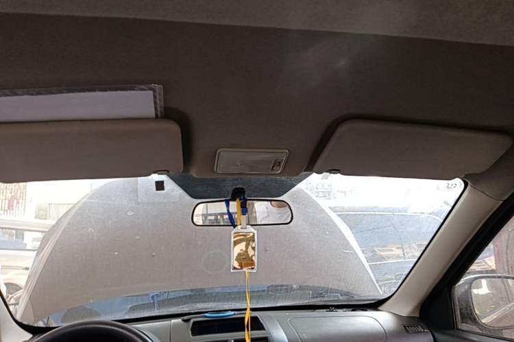 Used BAIC Weiwang M20 2014 1.5L practical type BJ415A Headliner