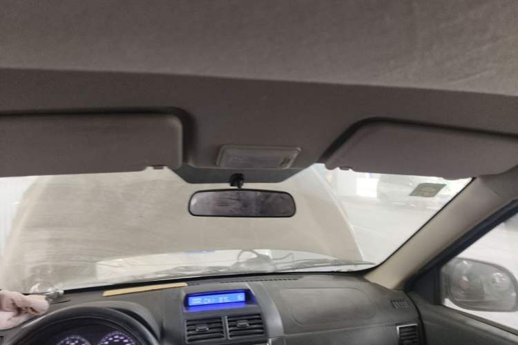 Used BAIC Weiwang M20 2014 1.5L practical type BJ415A Headliner