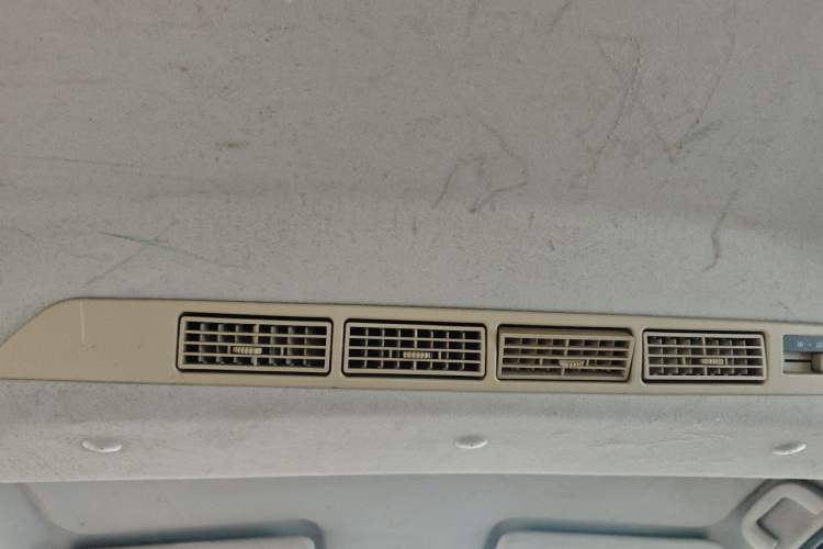 Used BAIC Weiwang M20 2014 1.5L Standard DAM15DL Headliner