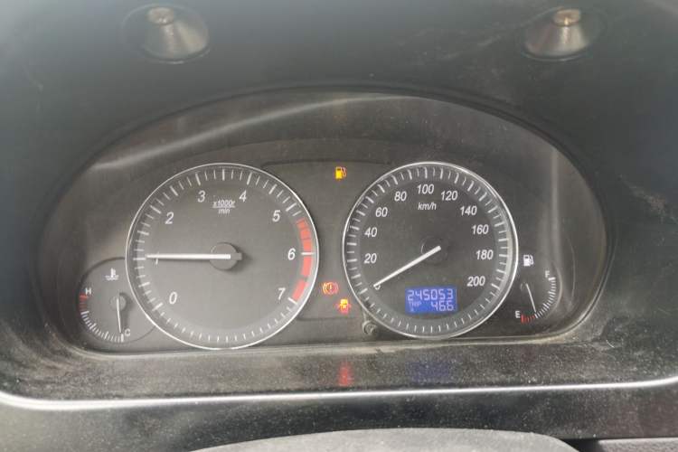 Used BAIC Weiwang M20 2014 1.5L Basic Version BJ415B Instrument Cluster