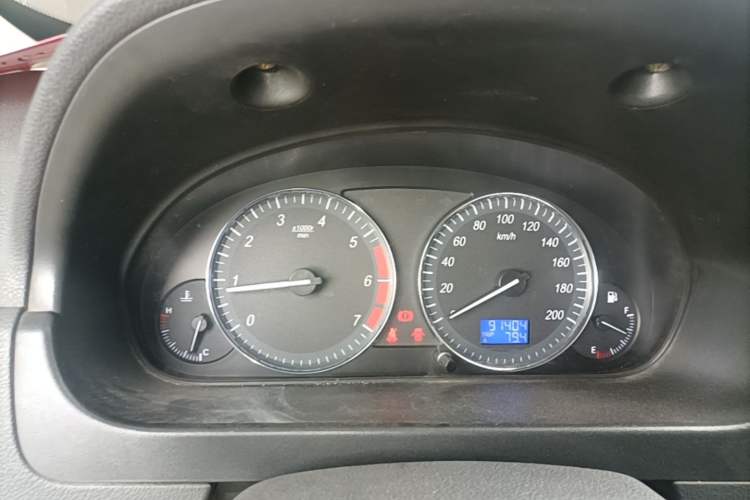 Used BAIC Weiwang M20 2014 1.5L Basic Version DAM15DL Instrument Cluster
