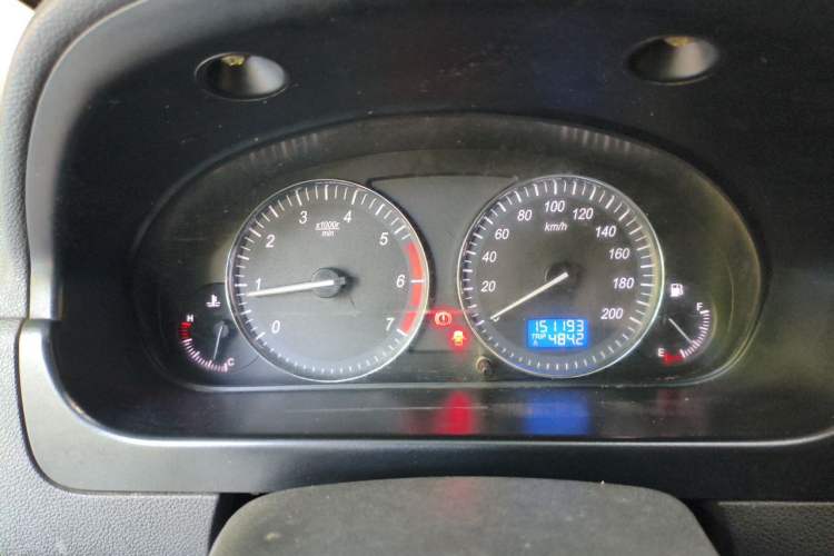 Used BAIC Weiwang M20 2014 1.5L practical type BJ415A Instrument Cluster
