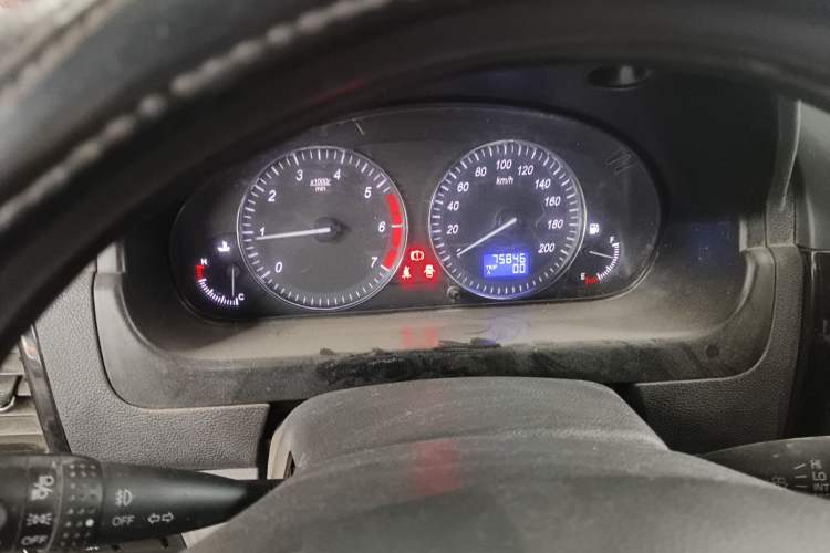 Used BAIC Weiwang M20 2014 1.5L practical type BJ415A Instrument Cluster