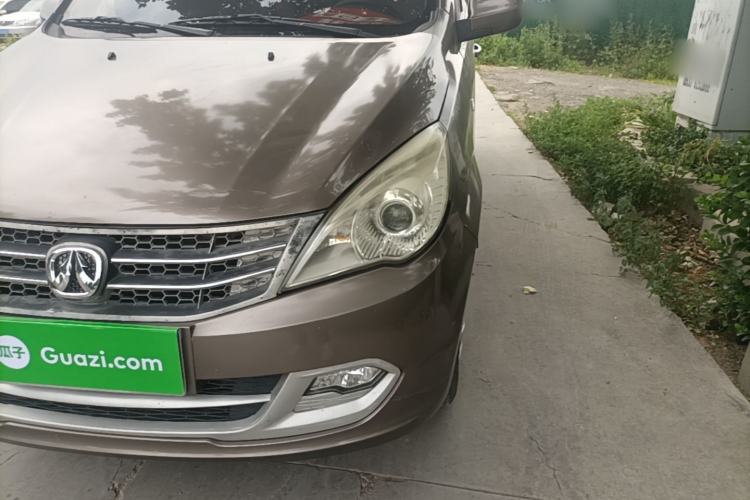 Used BAIC Weiwang M20 2014 1.5L Basic Version DAM15DL Left Front Headlight