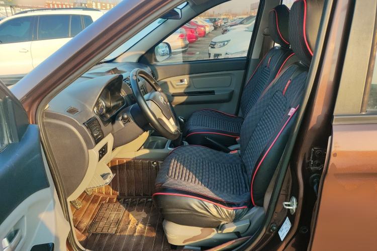 Used BAIC Weiwang M20 2014 1.5L Comfort Version BJ415B Left Front Seat