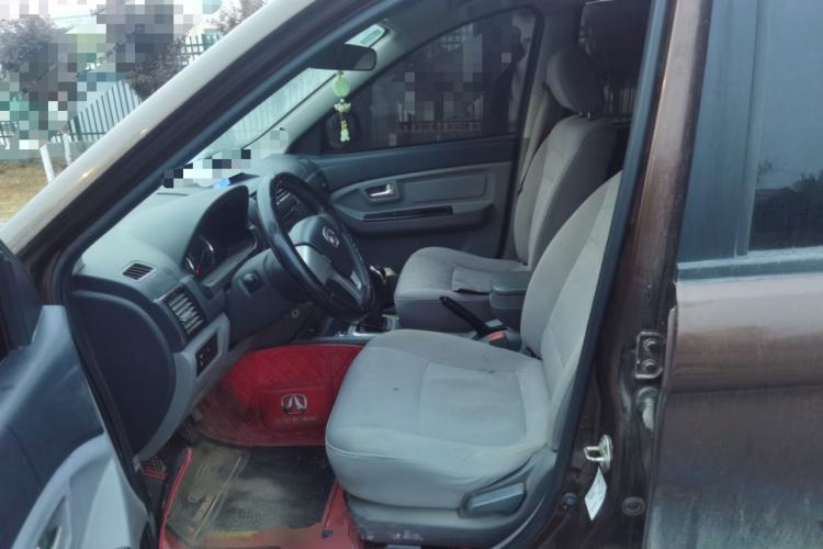 Used BAIC Weiwang M20 2014 1.5L practical type BJ415A Left Front Seat