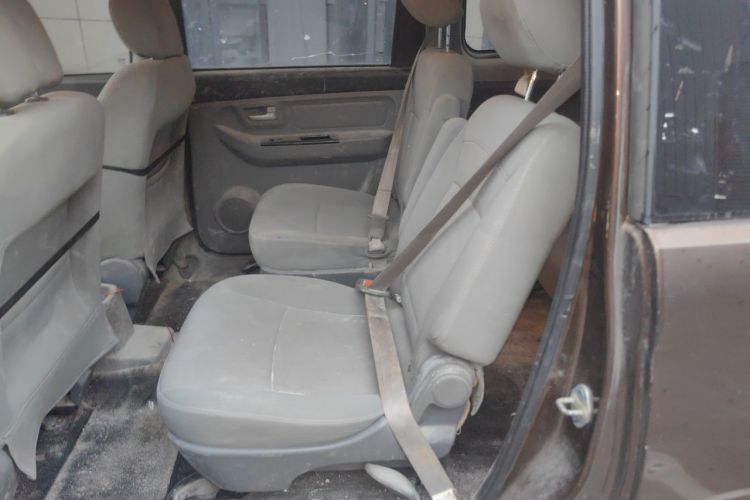 Used BAIC Weiwang M20 2014 1.5L practical type BJ415A Left Rear Seat
