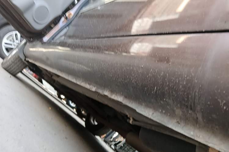 Used BAIC Weiwang M20 2014 1.5L practical type BJ415A Left Side Sill