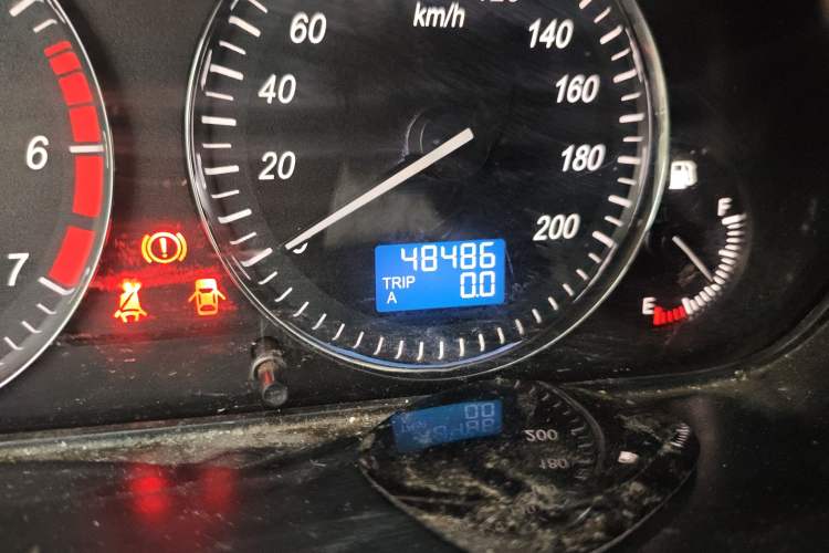 Used BAIC Weiwang M20 2014 1.5L practical type BJ415A Odometer Close Up