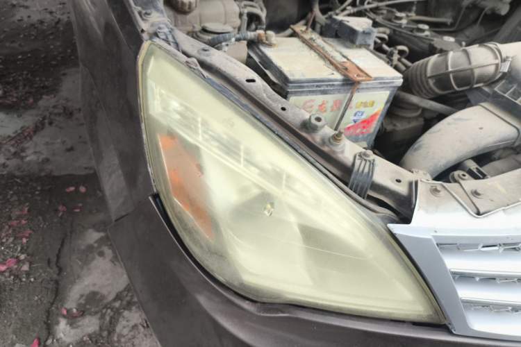 Used BAIC Weiwang M20 2014 1.5L practical type BJ415A Right Front Headlight