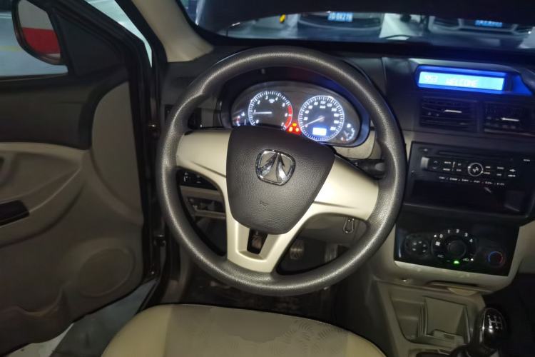 Used BAIC Weiwang M20 2014 1.5L Basic Version DAM15DL Steering Wheel