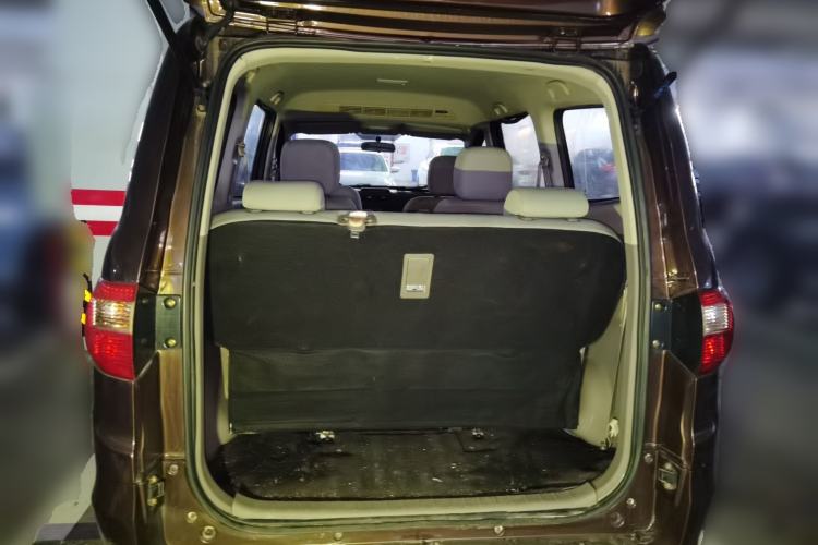 Used BAIC Weiwang M20 2014 1.5L Basic Version DAM15DL Trunk
