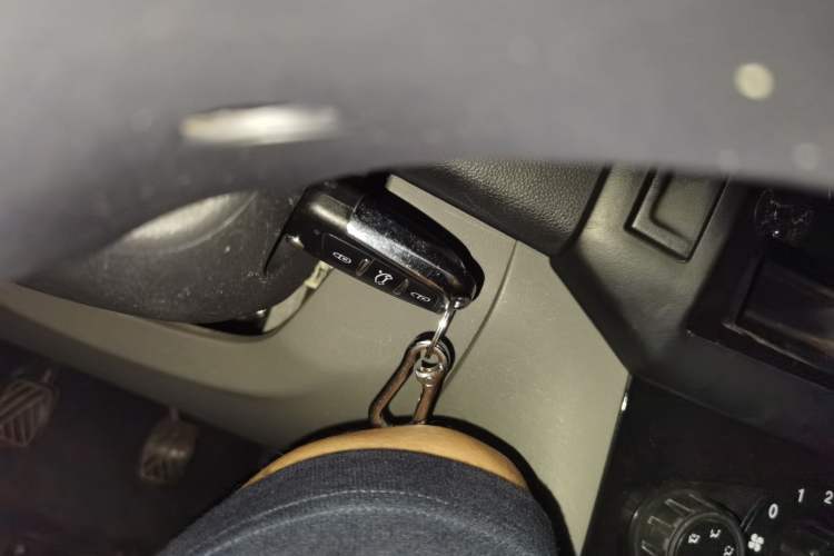 Used BAIC Weiwang M20 2014 1.5L Basic Version DAM15DL Vehicle Key