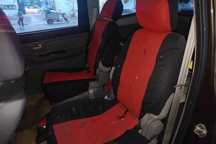 Used BAIC Weiwang M20 2014 1.5L practical type BJ415A Left Rear Seat