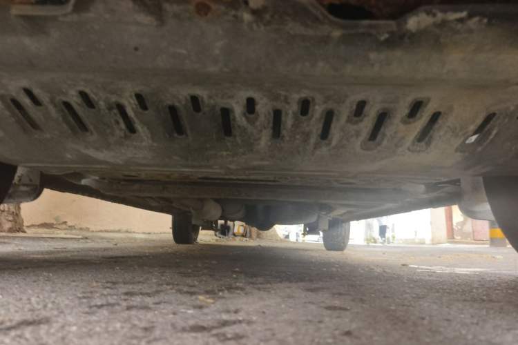 Used BAIC Weiwang M20 2014 1.5L practical type BJ415A Chassis Front