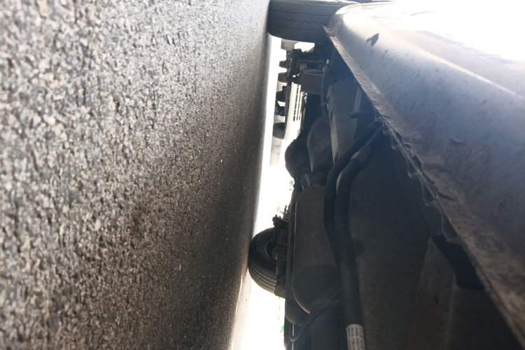 Used BAIC Weiwang M20 2014 1.5L practical type BJ415A Chassis Front Right