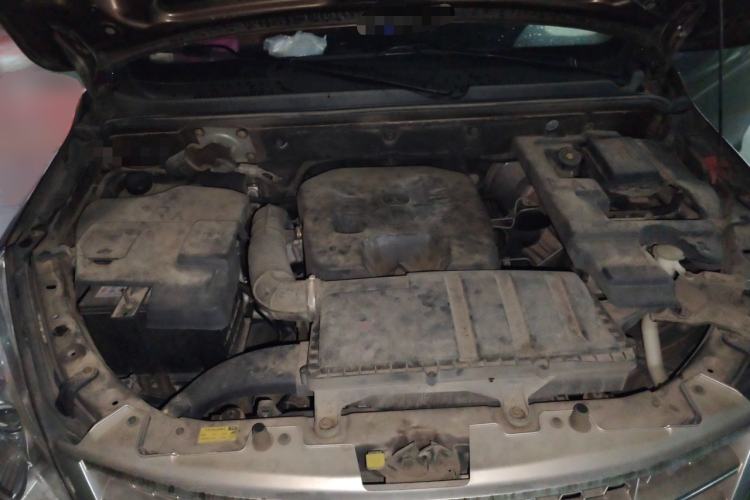 Used BAIC Weiwang M20 2014 1.5L Basic Version BJ415B Engine Bay