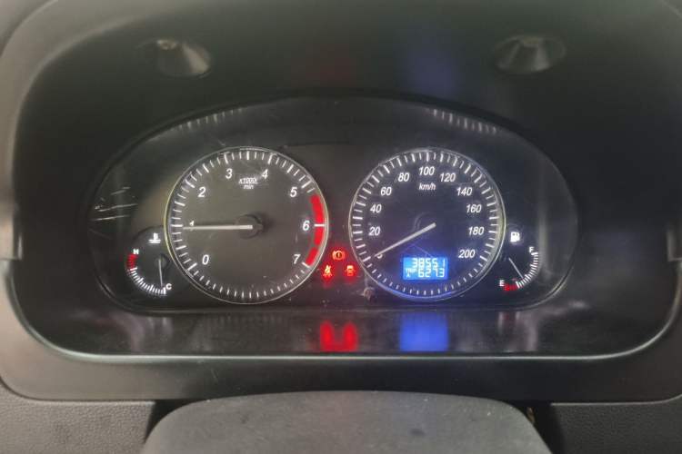 Used BAIC Weiwang M20 2014 1.5L practical type BJ415A Instrument Cluster