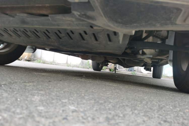 Used BAIC Weiwang M20 2014 1.5L Ultra-Luxury BJ415B Chassis Front Left