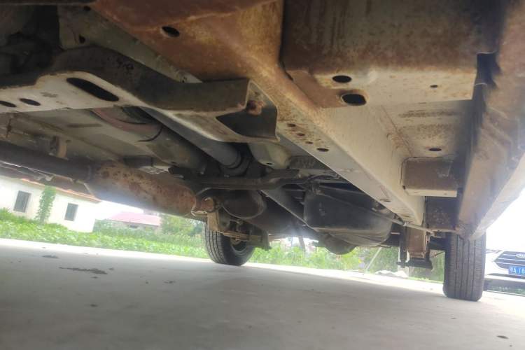 Used BAIC Weiwang M20 2014 1.5L practical type BJ415A Chassis Front Left