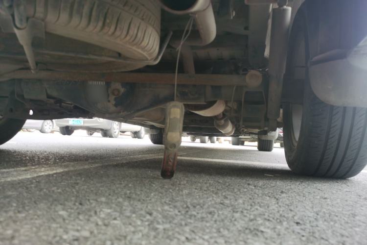 Used BAIC Weiwang M20 2014 1.5L Ultra-Luxury BJ415B Chassis Rear Right