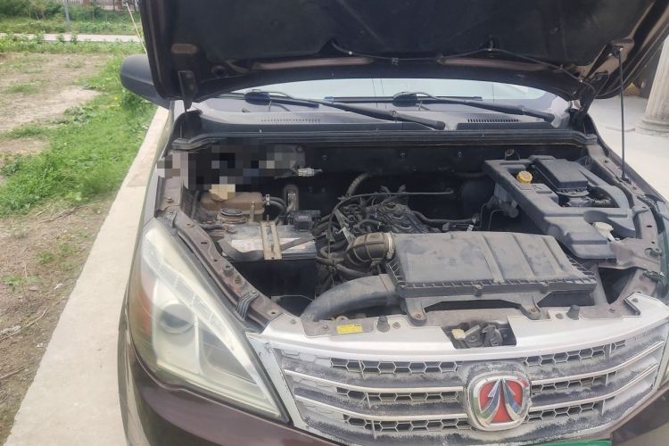 Used BAIC Weiwang M20 2014 1.5L practical type BJ415A Engine Bay Right