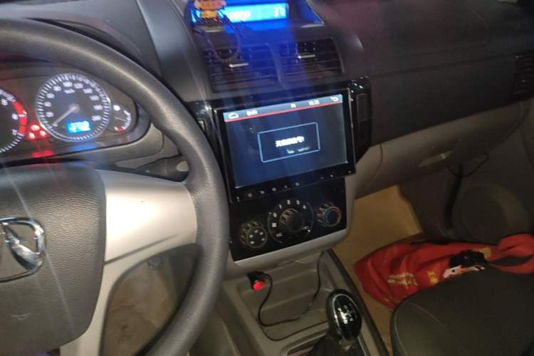 Used BAIC Weiwang M20 2014 1.5L practical type BJ415A Audio And AC Panel