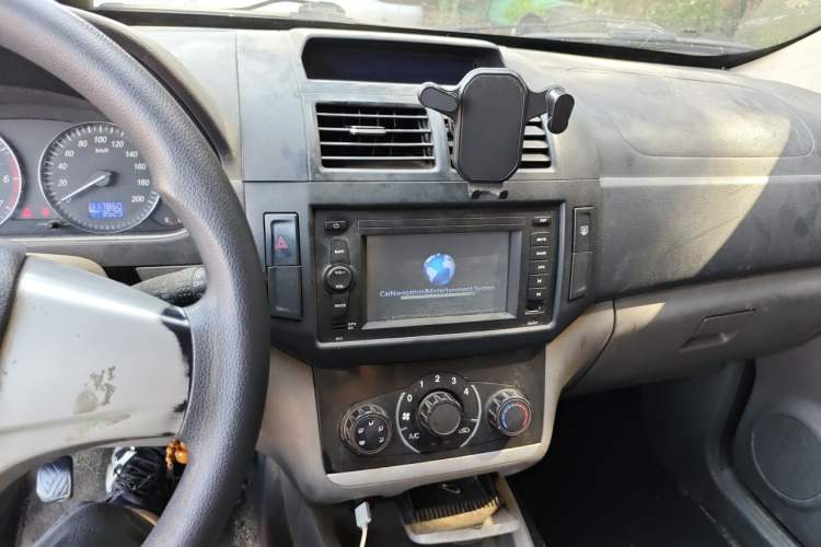 Used BAIC Weiwang M20 2014 1.5L Comfort Version BJ415B Audio And AC Panel