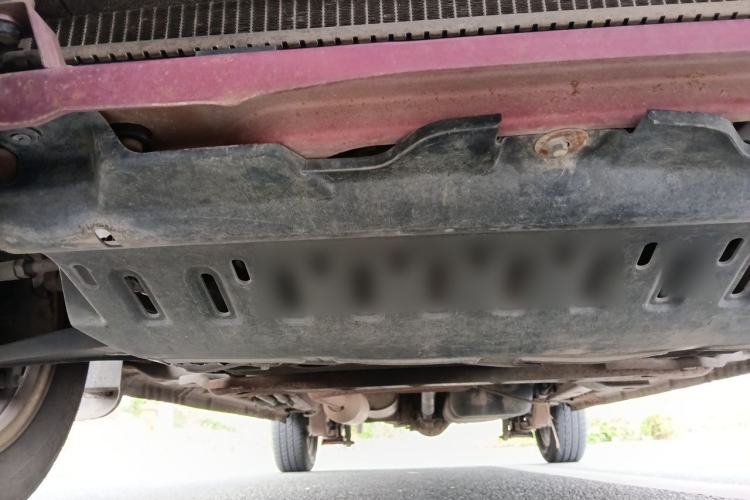 Used BAIC Weiwang M20 2014 1.5L Basic Version DAM15DL Chassis Front