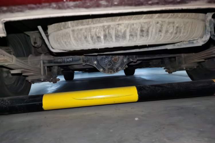 Used BAIC Weiwang M20 2014 1.5L practical type BJ415A Chassis Rear