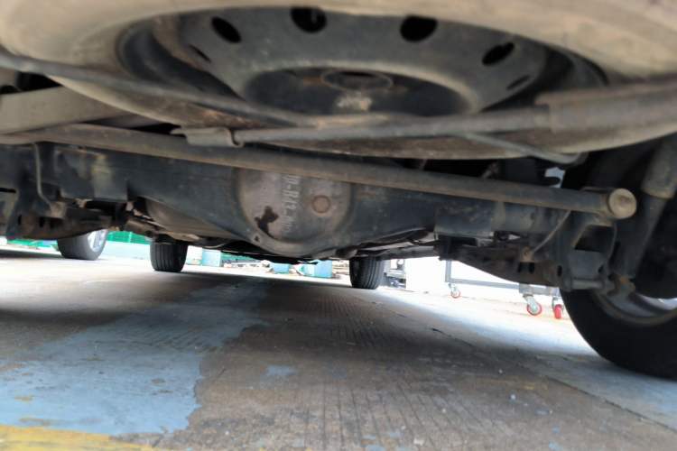 Used BAIC Weiwang M20 2014 1.5L Comfort Version BJ415B Chassis Rear